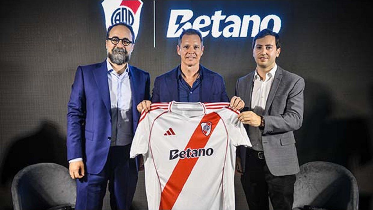 River presented the new main sponsor for his shirt: historical agreement with Betano