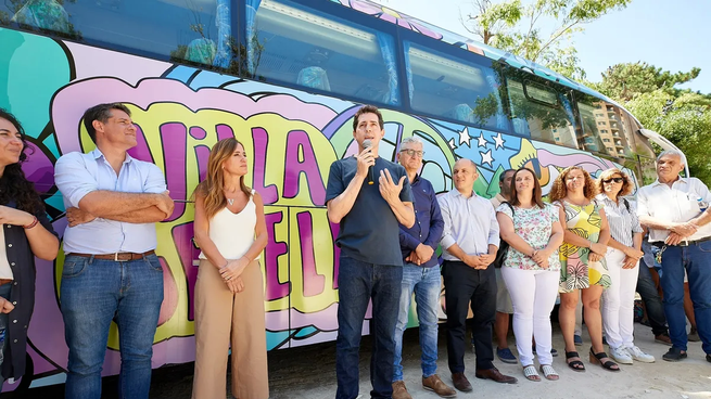 Wado de Pedro encabezó un anuncio en Villa Gesell.