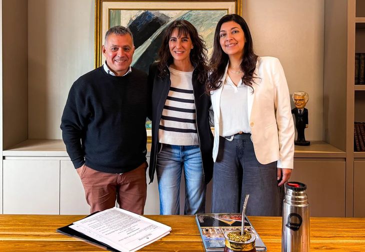 Marcelo Ruiz, Natalia de la Sota y Marta Lastra.