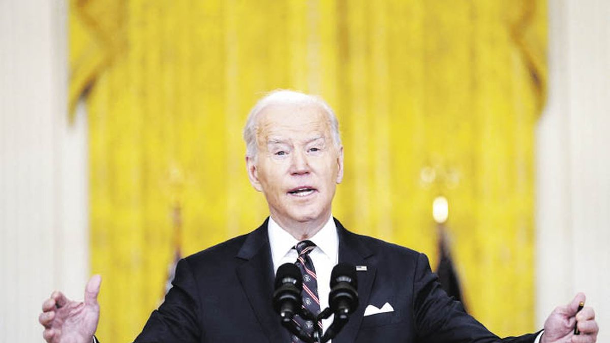 US hits Russia’s financial sector over escalation in eastern Ukraine