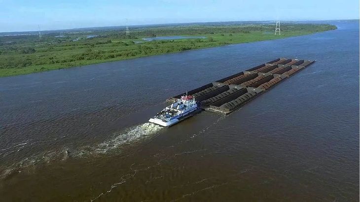 La Hidrovía Paraguay - Paraná es uno de los temas centrales para los gobernadores de la Región Centro.