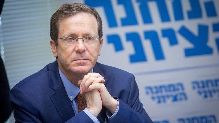El presidente de Israel pidió investigar las denuncias electorales y advirtió sobre el riesgo de estigmatizar a la comunidad árabe. El presidente de Israel pidió investigar las denuncias electorales y advirtió sobre el riesgo de estigmatizar a la comunidad árabe.