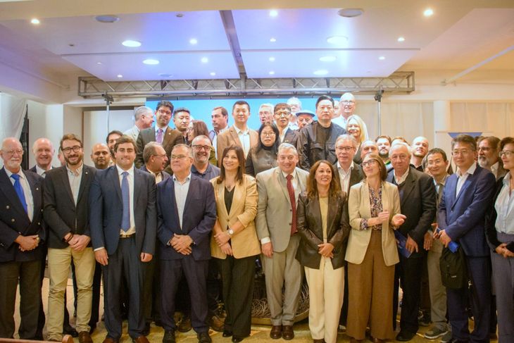 En el lanzamiento del Polo Logístico Florida participaron autoridades nacionales y departamentales, así como delegaciones de empresas locales, chinas y brasileñas. En el lanzamiento del Polo Logístico Florida participaron autoridades nacionales y departamentales, así como delegaciones de empresas locales, chinas y brasileñas.