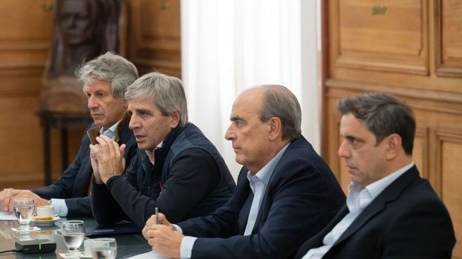 El Gobierno nacional se reunió vía Zoom con gobernadores.