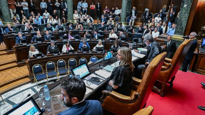 Con la asunción de los nuevos legisladores se reconfigura el tablero de la política porteña.&nbsp;