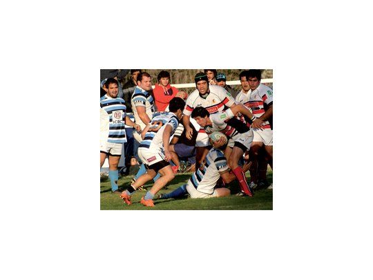 Curas en semifinales. Marista se quedó con el clásico mendocino ante Liceo y jugará frente a Urú Curé.