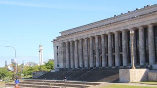 La Universidad de Buenos Aires iniciará acciones legales contra el Poder Ejecutivo.  La Universidad de Buenos Aires iniciará acciones legales contra el Poder Ejecutivo.