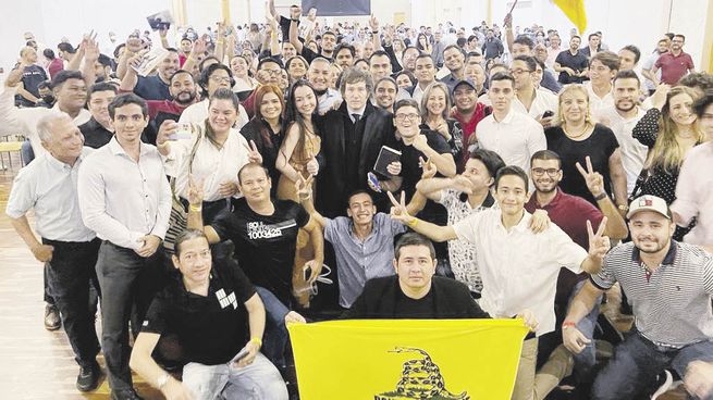 campaña. Javier Milei dio dos charlas en Colombia alertando sobre el riesgo de un triunfo de Gustavo Petro.