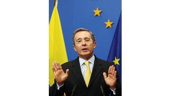 Alvaro Uribe.