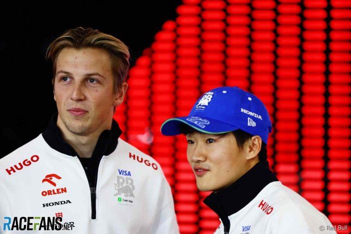 El mal comienzo de Liam Lawson, reemplazante del mexicano Sergio Checo Pérez en Red Bull, está haciendo pensar a los directivos de la escudería en reemplazarlo por el japonés Yuky Tsunoda para el Gran Premio de Suzuka.