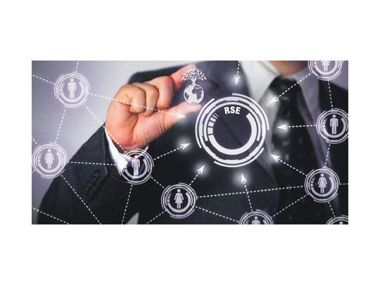 ¿A quién corresponde gerenciar el área de RSE en las empresas?