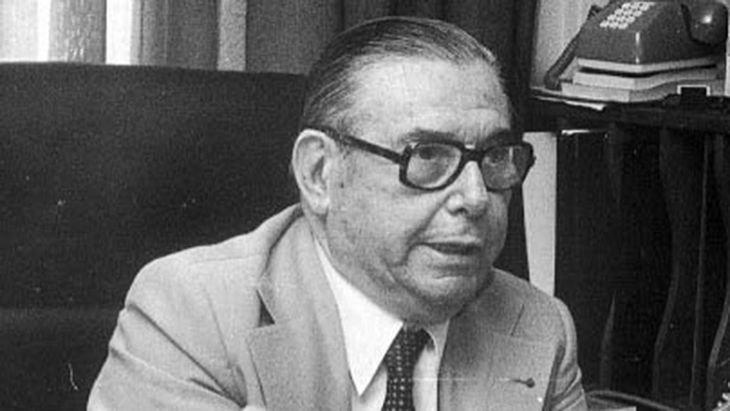 Although his sports city project was not completed, he laid the foundations for the future growth of the club. Although his sports city project was not completed, he laid the foundations for the future growth of the club.