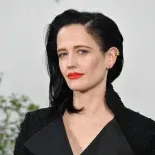 La actriz francesa se une al éxito de Netflix. La actriz francesa se une al éxito de Netflix.