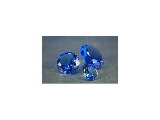 La casa de subastas Sothebys vendió un extraño diamanta azul de 7,03 quilates a u$s 8,4 M.