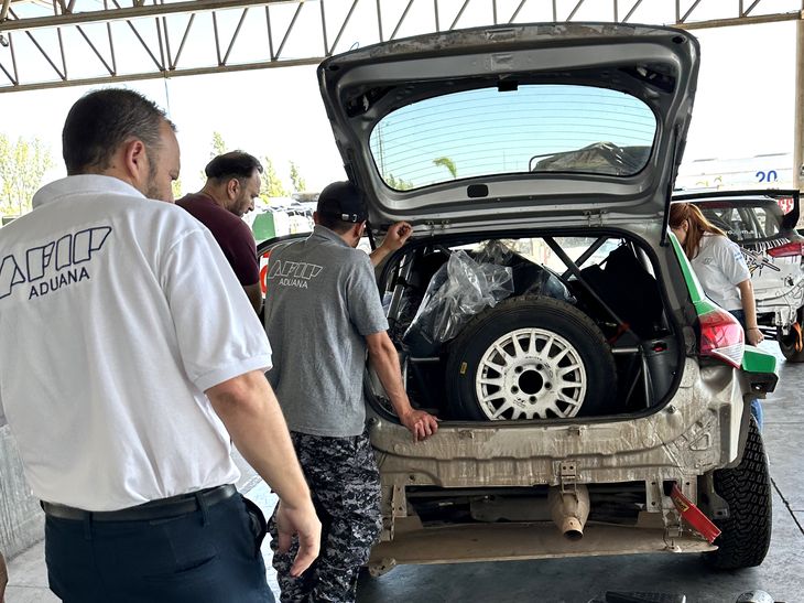 Aduana pone la mira sobre una sospechosa importación de autos de Rally