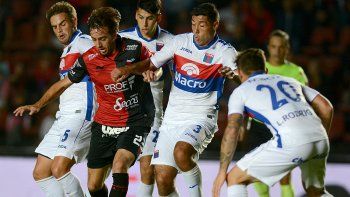 colon y tigre no se sacaron ventaja en el estreno de la copa de la superliga