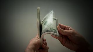 ámbito.com | billie-dollar-in-hand.jpg