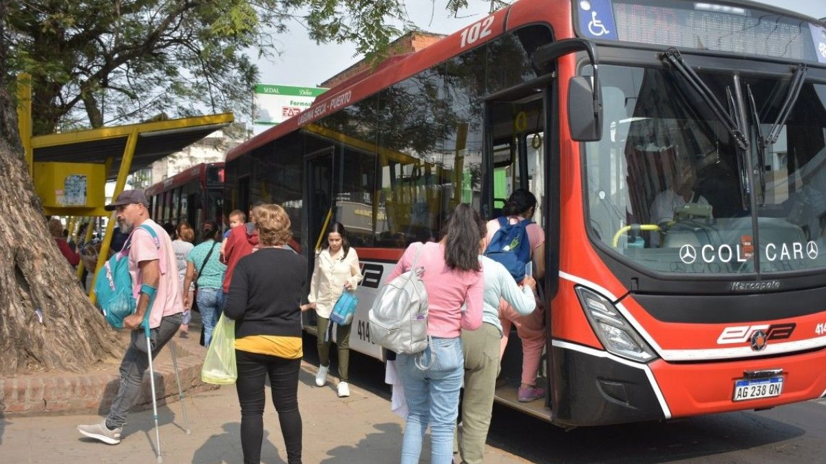 Paro de colectivos: el Gobierno dict� la conciliaci�n obligatoria en el conflicto salarial de la UTA
