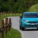 El Fiat 600 híbrido, recién arribado a la Argentina El Fiat 600 híbrido, recién arribado a la Argentina