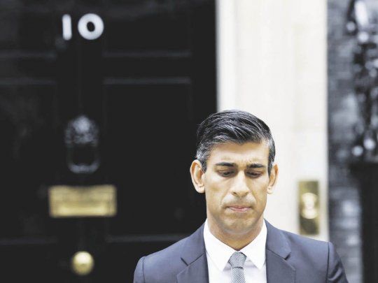 INTER - BRITAIN-POLITI_opt.jpeg