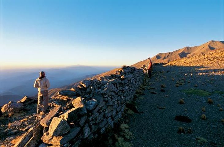 It is located 4,200 meters above sea level. It is located 4,200 meters above sea level.