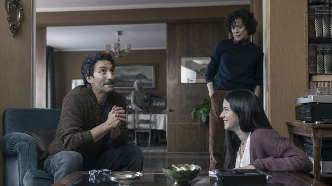Juan Minujín,Patricia López Arnaiz y Blanca Soroa en Los domingos&nbsp;