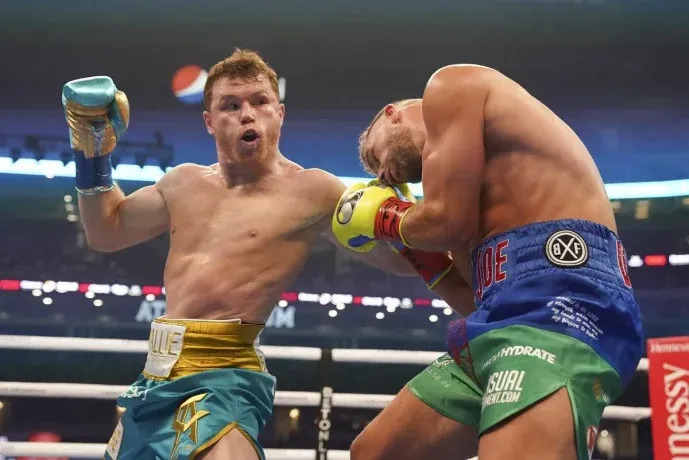 Comenzaron las tratativas para el combate por el título mundial de las 168 libras de la AMB entre el mexicano Saúl Álvarez Canelo y el invicto portorriqueño-estadounidense Edgar Berlanga.