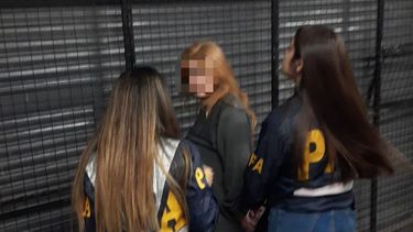 Un video muestra a la novia de Sabag Montiel a metros del lugar ...
