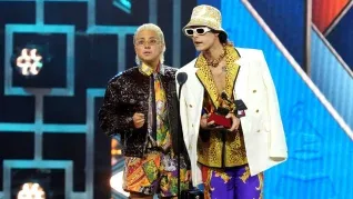 Ca7riel y Paco Amoroso se llevaron sus primeros Grammys. Ca7riel y Paco Amoroso se llevaron sus primeros Grammys.