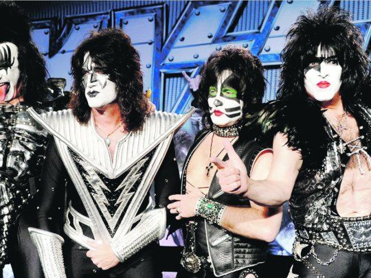 Kiss. Una banda que conoció la gloria, el abismo, nuevamente la gloria y que ahora está fracturada, el documental de A&E que pronto llegará a Netflix.