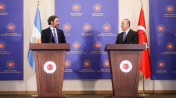 Santiago Cafiero viajó a Turquía: Inversiones en satélites, medicina nuclear y minería