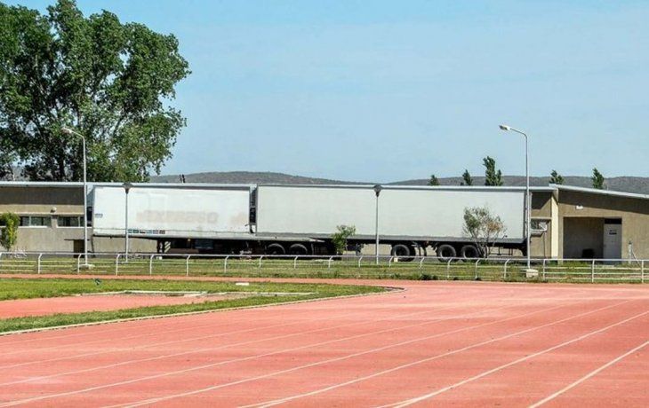Si el promedio diario de víctimas aumentara, las cámaras de frío se convertirán en el lugar en donde los cadáveres aguarden su turno para ser cremados.
