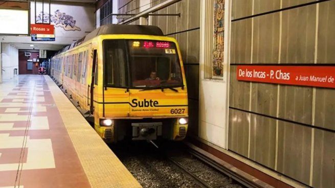 La línea B funciona con servicio limitado por un accidente en la estación Pasteur.
