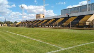 La prohibición se dio tras la agresión a dirigentes y jugadores del club. La prohibición se dio tras la agresión a dirigentes y jugadores del club.