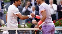 Pedro Cachín cayó en los octavos de final del Masters 1000 de Madrid ante Rafael Nadal, de quien se llevó un tesoro muy preciado: una de las remeras que usó durante el partido.
