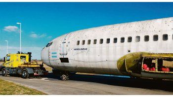 Un avión en la ruta