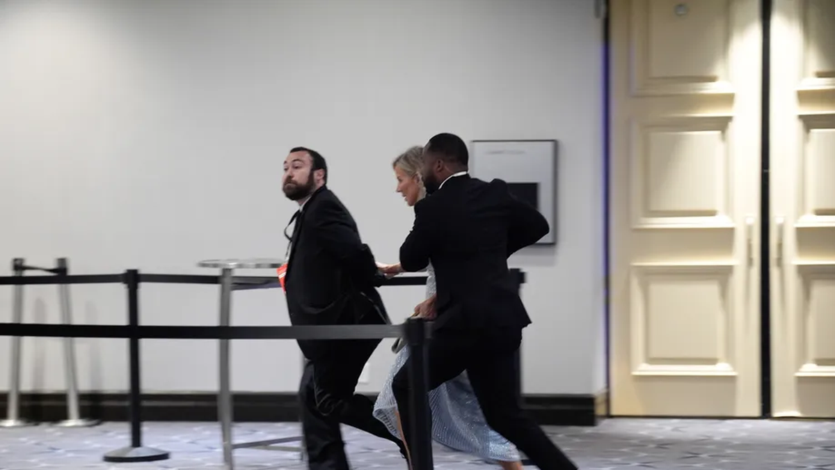 Evacuaron a Donald Trump en Washington: así fueron los momentos de temor en la Cena de Corresponsales