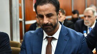 Leopoldo Luque vuelve a declarar en el juicio por la muerte de Maradona. Leopoldo Luque vuelve a declarar en el juicio por la muerte de Maradona.