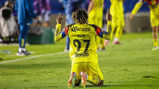 El francés Allan Saint Maximin volvió a entrar desde el banquillo y se hizo presente nuevamente en la red al marcar el 2-0 del América ante Pachuca.