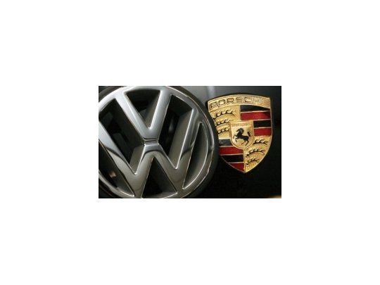 Volkswagen tomó el control total de Porsche.