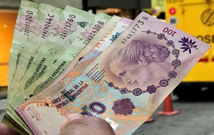 ámbito.com | pesos-billetes.jpg