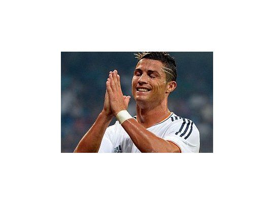 Ronaldo fue galardonado por World Soccer.