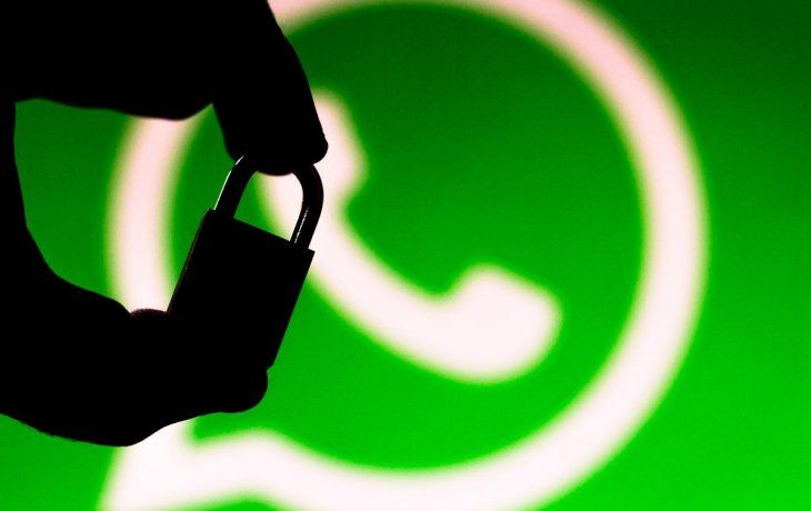 El servicio de mensajería WhatsApp.