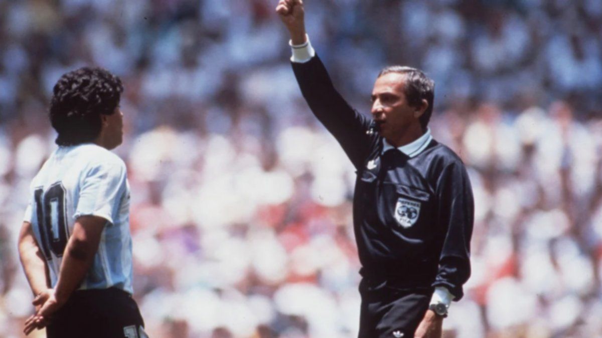 The legendary Brazilian referee of the 1986 Mexico final where Maradona was consecrated died