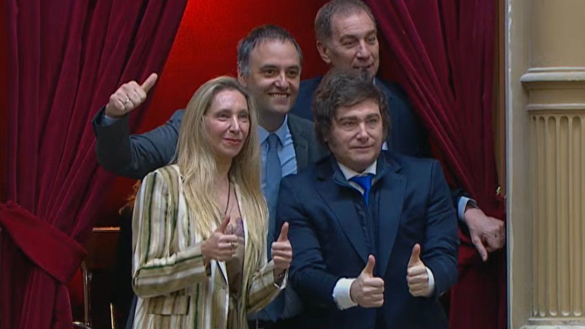 Manuel Adorni expone en Diputados y la oposici�n se prepara para acorralarlo