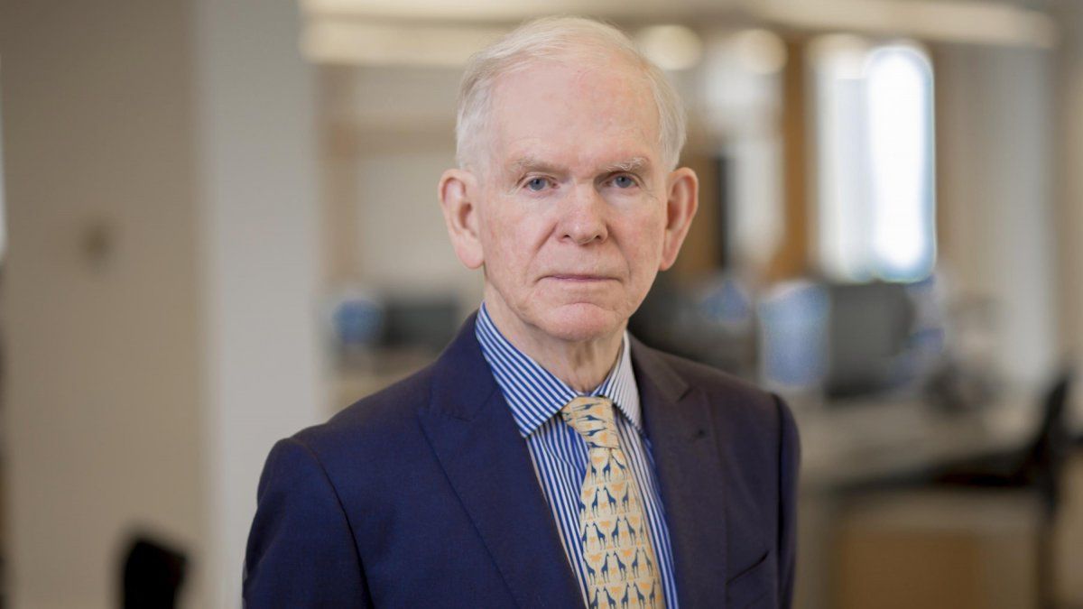 Financial guru predicts the bursting of a “superbubble”