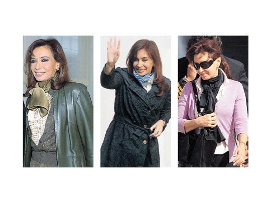El año pasado y ahora. Tres momentos de Cristina de Kirchner con pañuelos al cuello, un accesorio destacado para esta temporada.