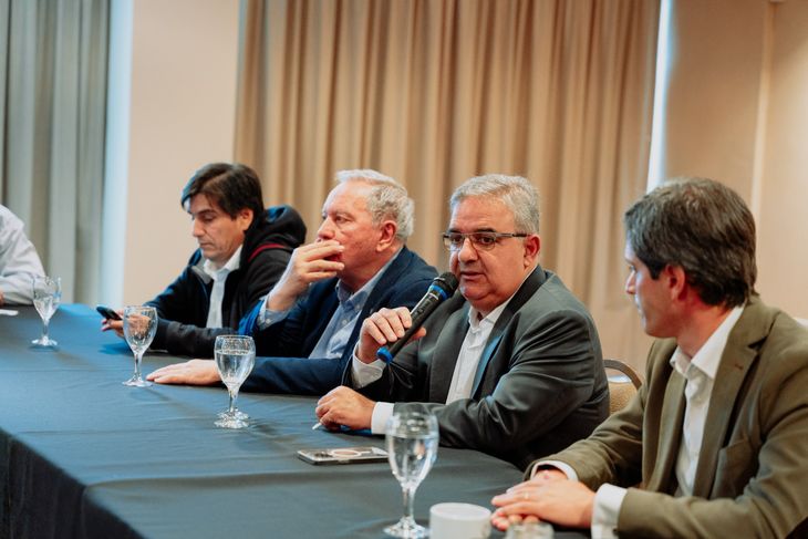 Raúl Jalil, gobernador de Catamarca. Raúl Jalil, gobernador de Catamarca.