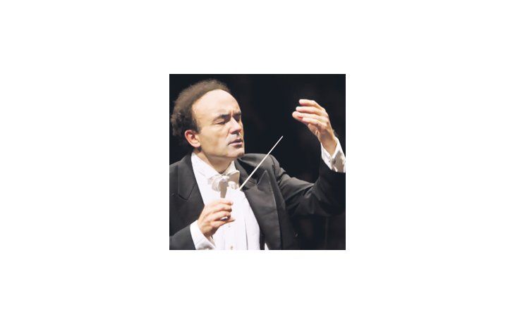 En el primer concierto del año de la Orquesta Estable del Colón (que lució un nivel excelente en todas sus secciones) Frédéric Chaslin decidió mostrar todas las facetas de su actividad musical: director, pianista y compositor.