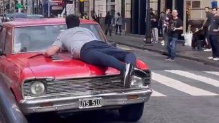 Un violento episodio vial tuvo lugar en la ciudad de Rosario.&nbsp;